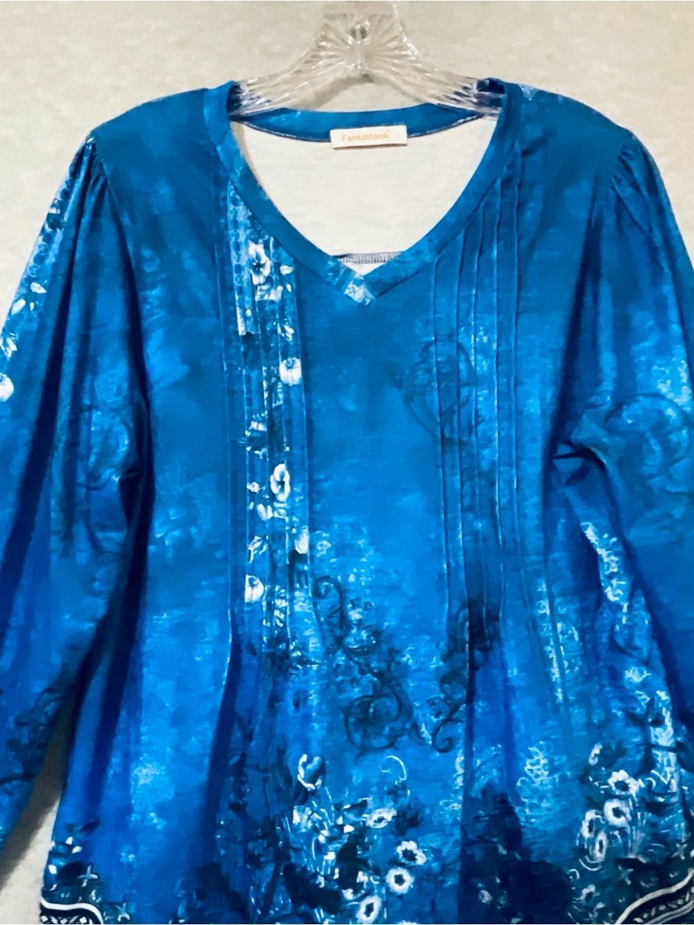Fantaslook Women's Blue Floral V-Neck Long Sleeve Top Sz L - Picture 4 of 8